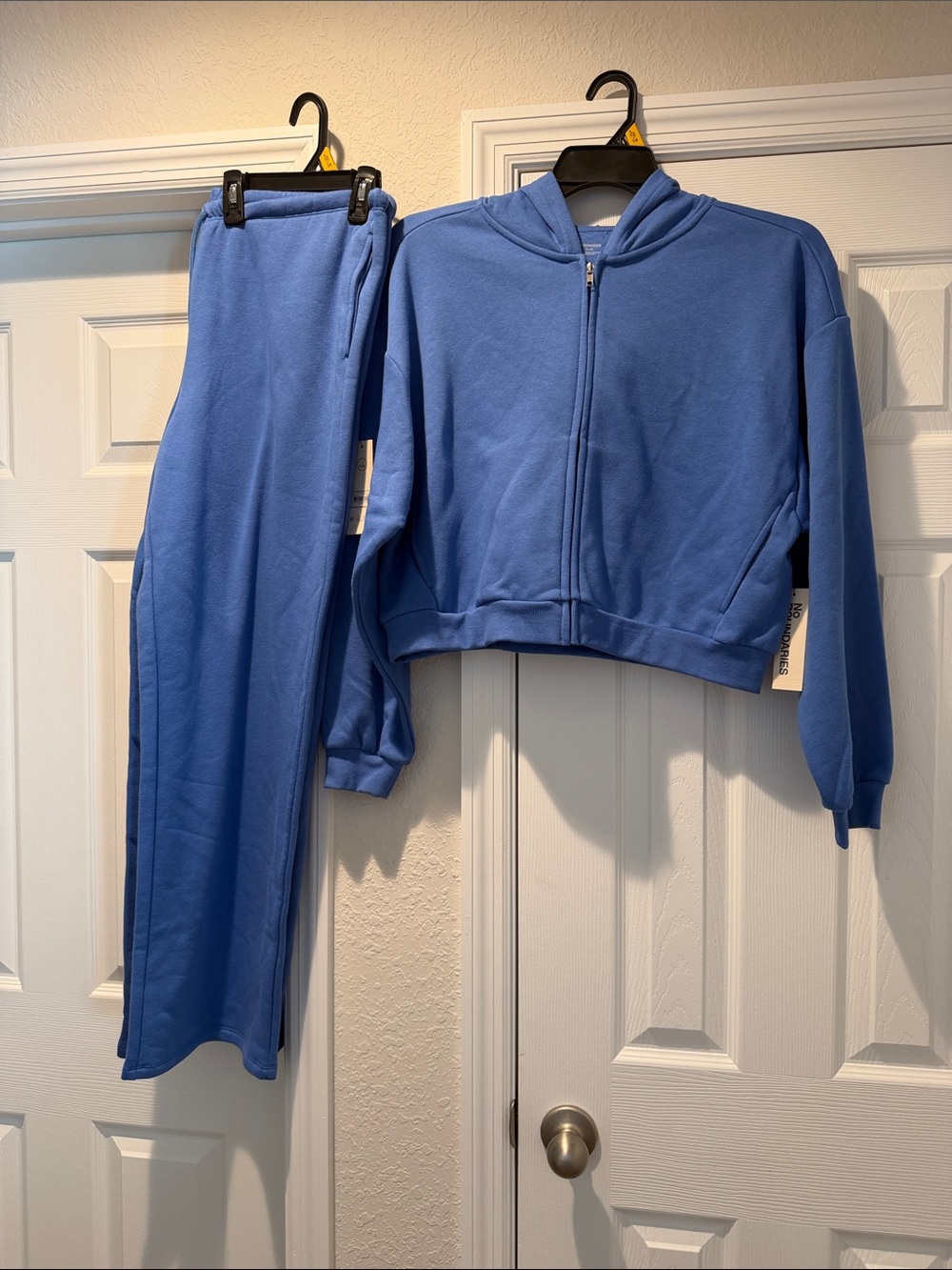 No Boundaries Blue Hooded Zip & Sweatpants. Bundle of 2